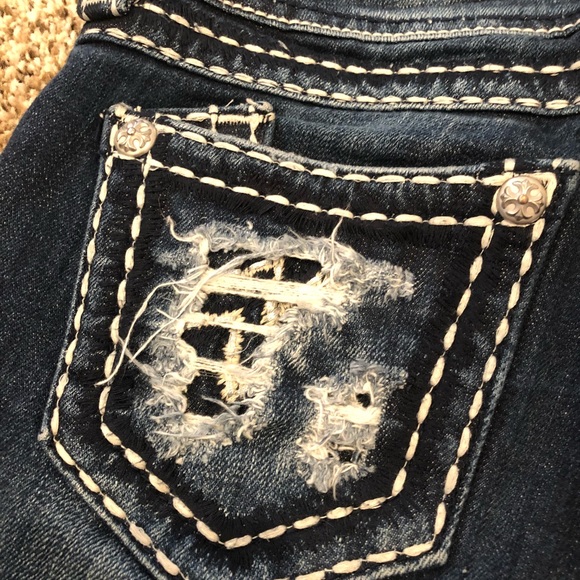 Miss Me Shorts size 24 - Picture 5 of 8